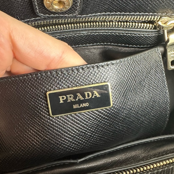 PRADA LEATHER 2-WAY GALLERIA SATCHEL BLK - Picture 12 of 16